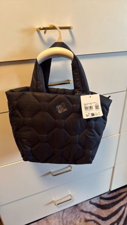 New Lulu Lemon purse tote with tags.