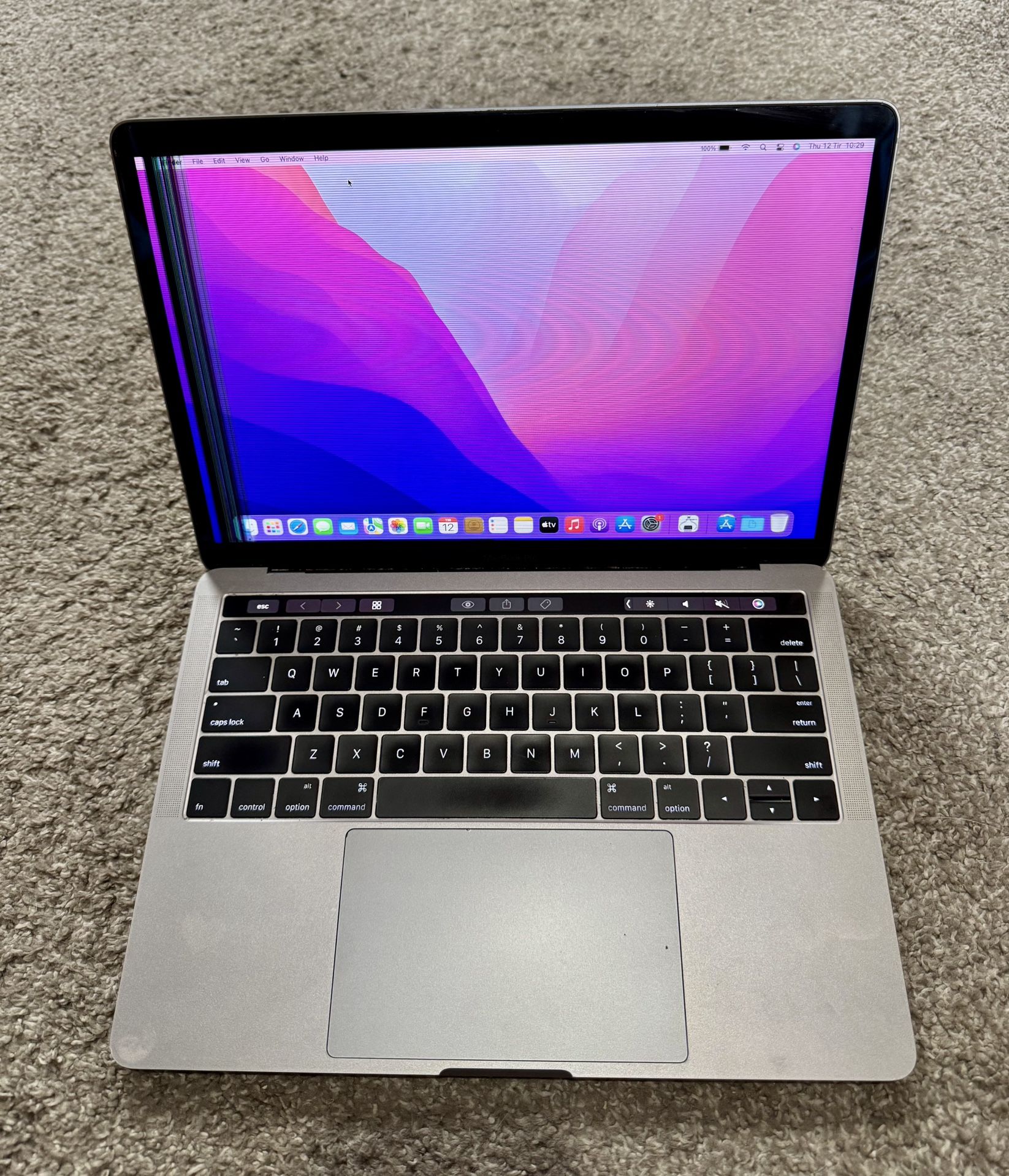 MacBook Pro 13” / 2016 (Broken Screen)