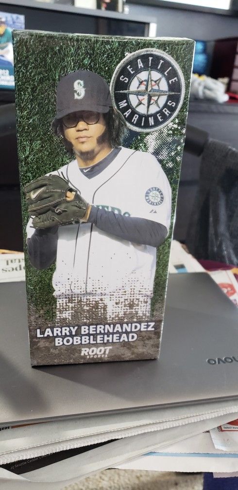 LARRY BERNANDEZ BOBBLEHEAD