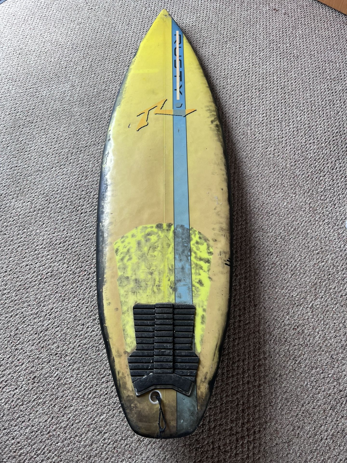 Vintage Rusty Surfboard 6’ with Glass On Fins