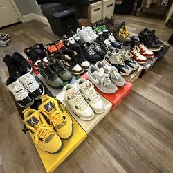 Pre owned/DS Travis Scott /off white / Jordan’s /dunks shoes