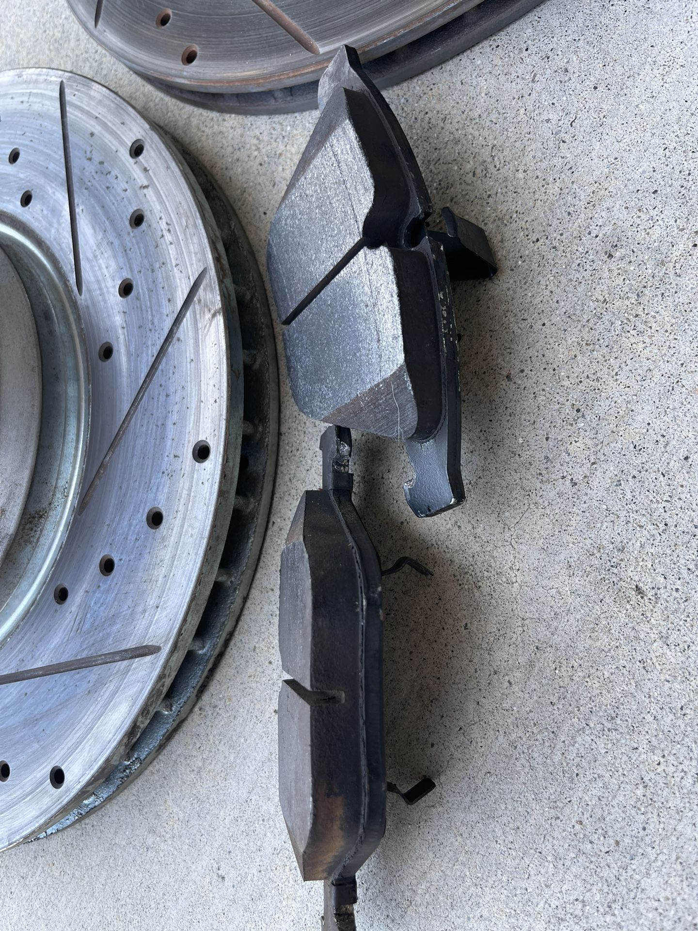 BMW e92 e90 drilled and slotted rotors with Hawk Hps 500 pads for Sale