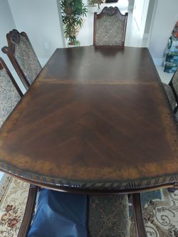 Formal Mahogany Dining table