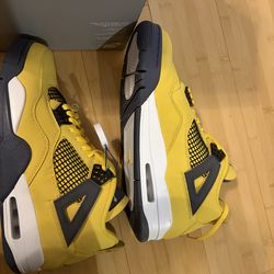 Air Jordan 4 Retro Yellow/Dark Blue Grey size 10