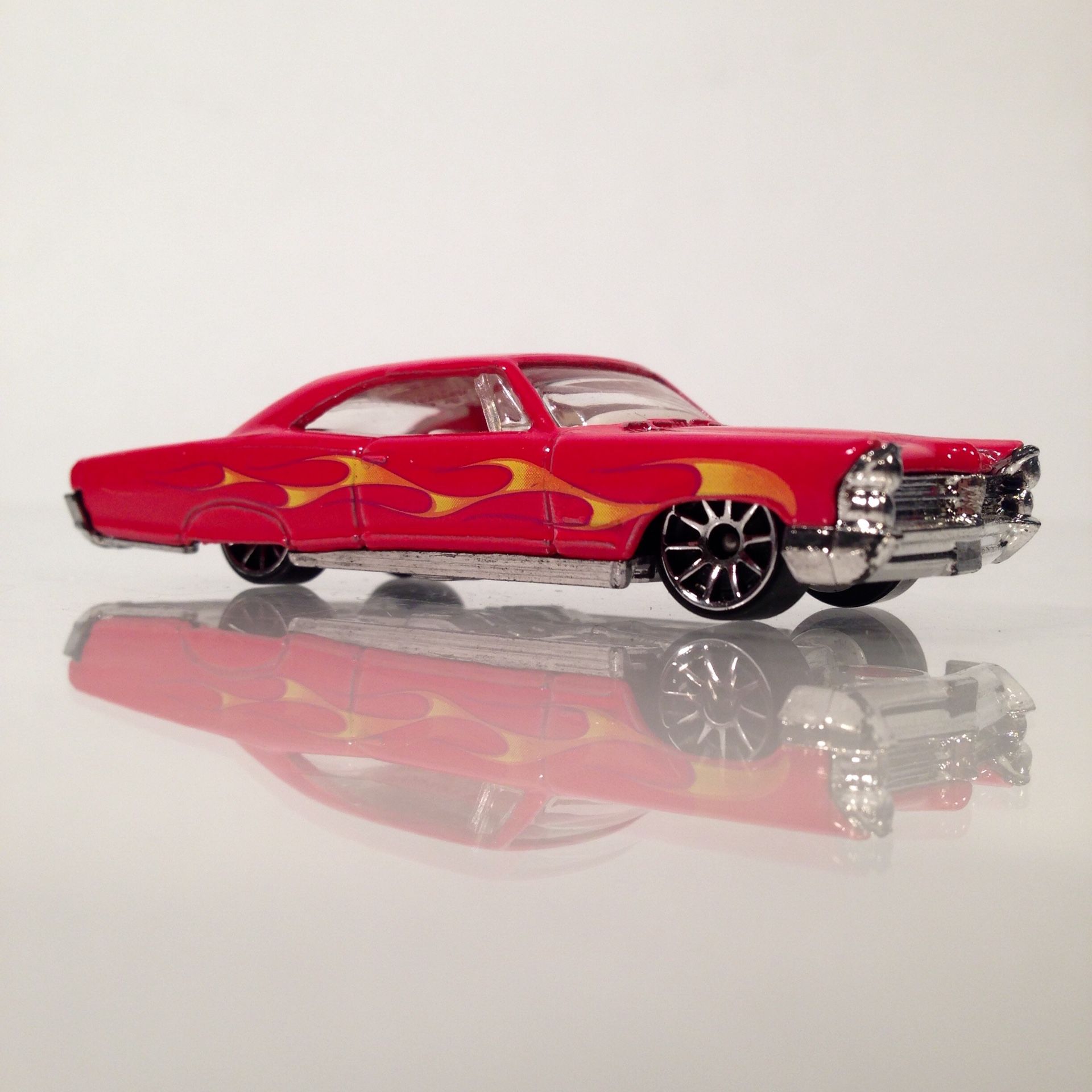 Hot Wheels 2007 Mystery Cars '65 Pontiac Bonneville • Red • WILL SHIP NATIONWIDE •