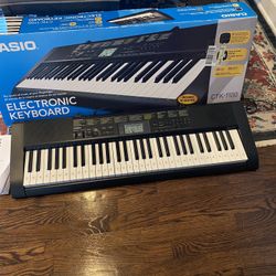 CASIO ELECTRONIC KEYBOARD CTK -1100