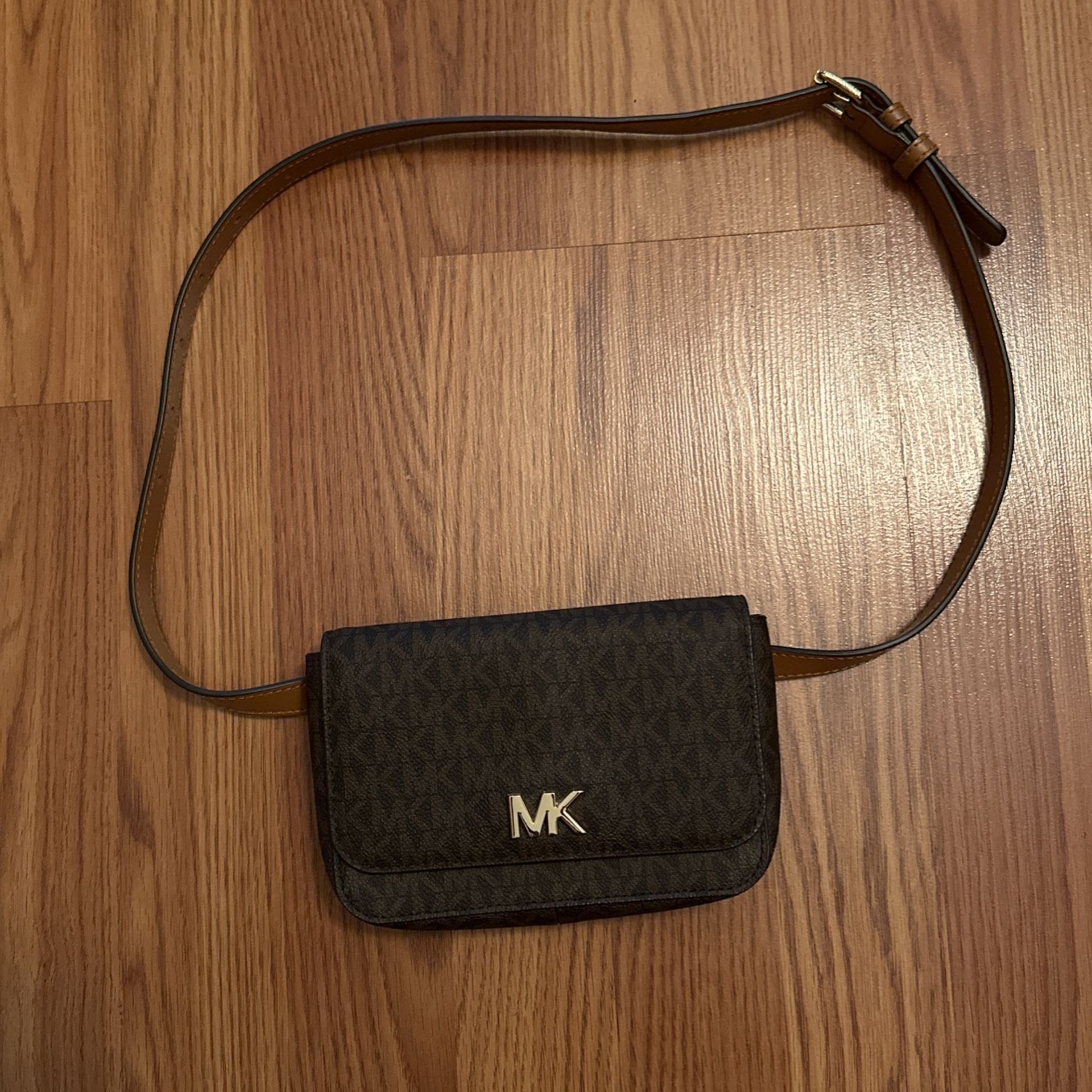 Michael Kors Belt Bag