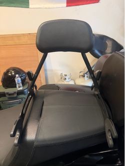 Indian challenger/ pursuit sissy bar oem