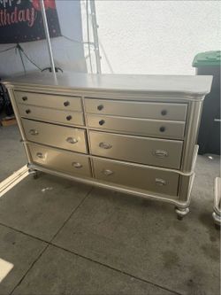 Dresser and nightstand