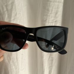 Ray Ban - polarized Sunglasses - Black - Justin model 