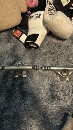 Independent trucks