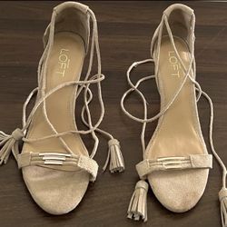 Ann Taylor The Loft Lace Up Heels Size 6