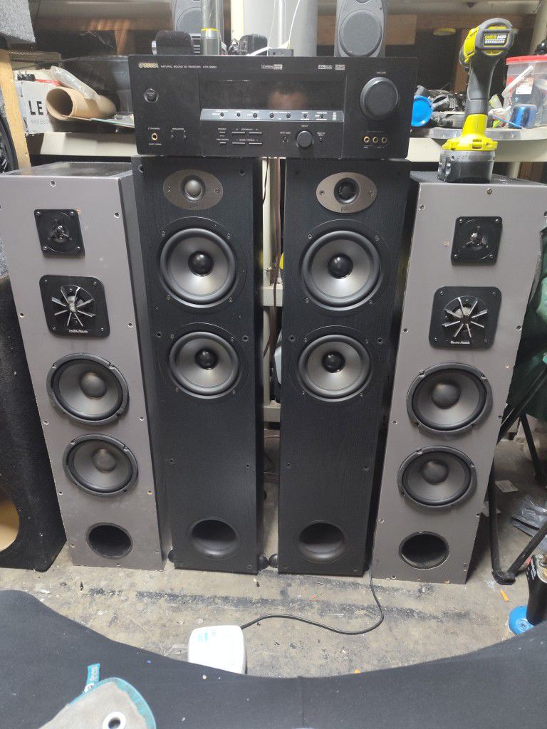 Yamaha Receiver And Polk Audio Tower Speakers And Polk Audio Surround speakers