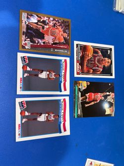 Scottie Pippen 5 card lot $5