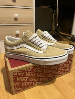 3 Different Converse