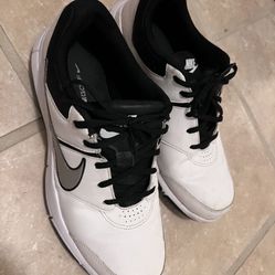 Man’s Nike Shoes