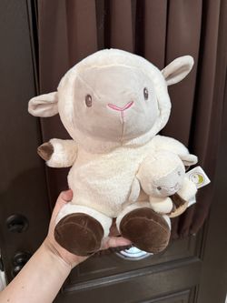 Baby lamb plushie