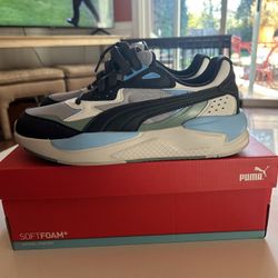 Nice Reebok Athletic Shoes