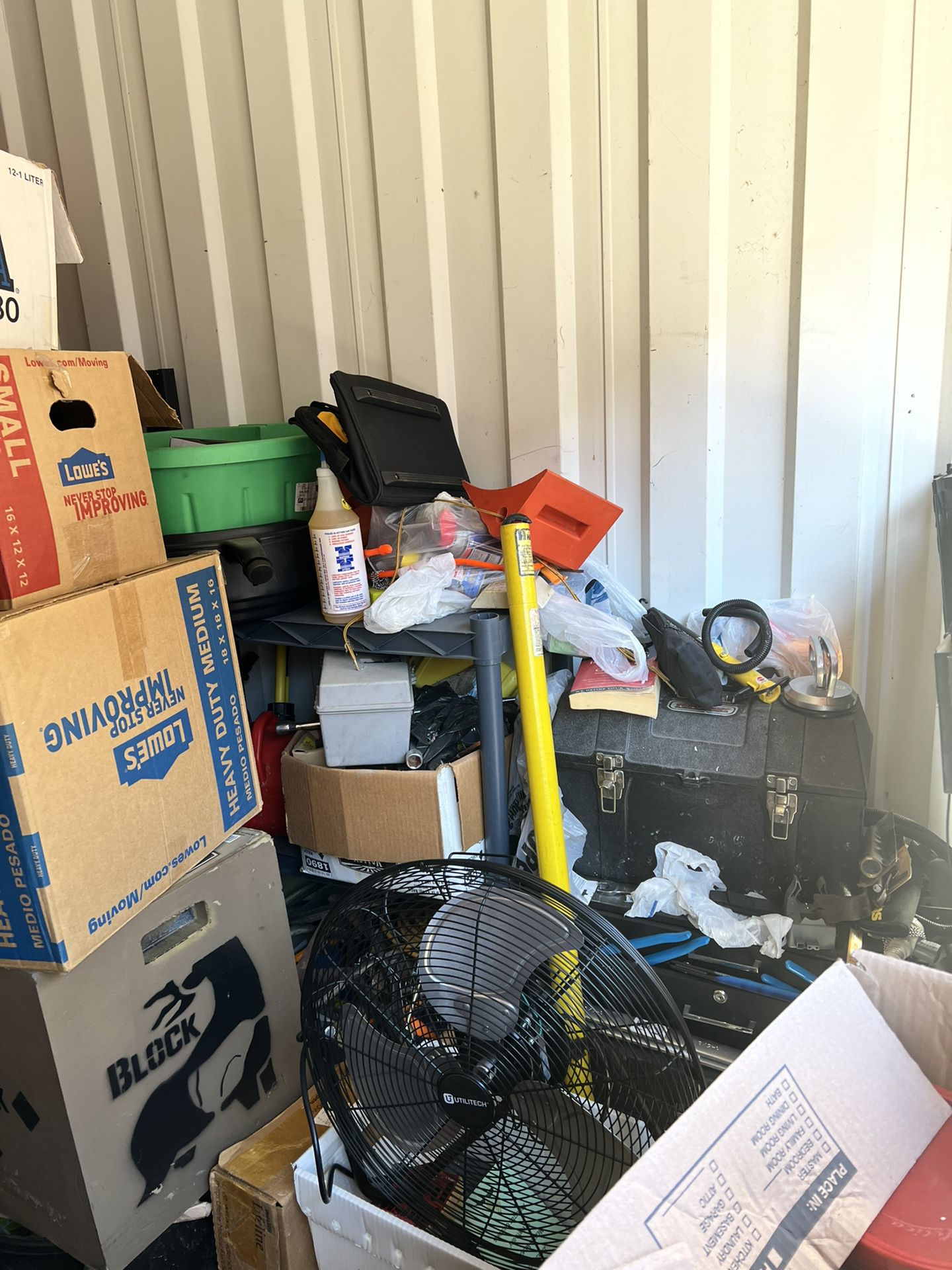 moving sale/ storage clean out