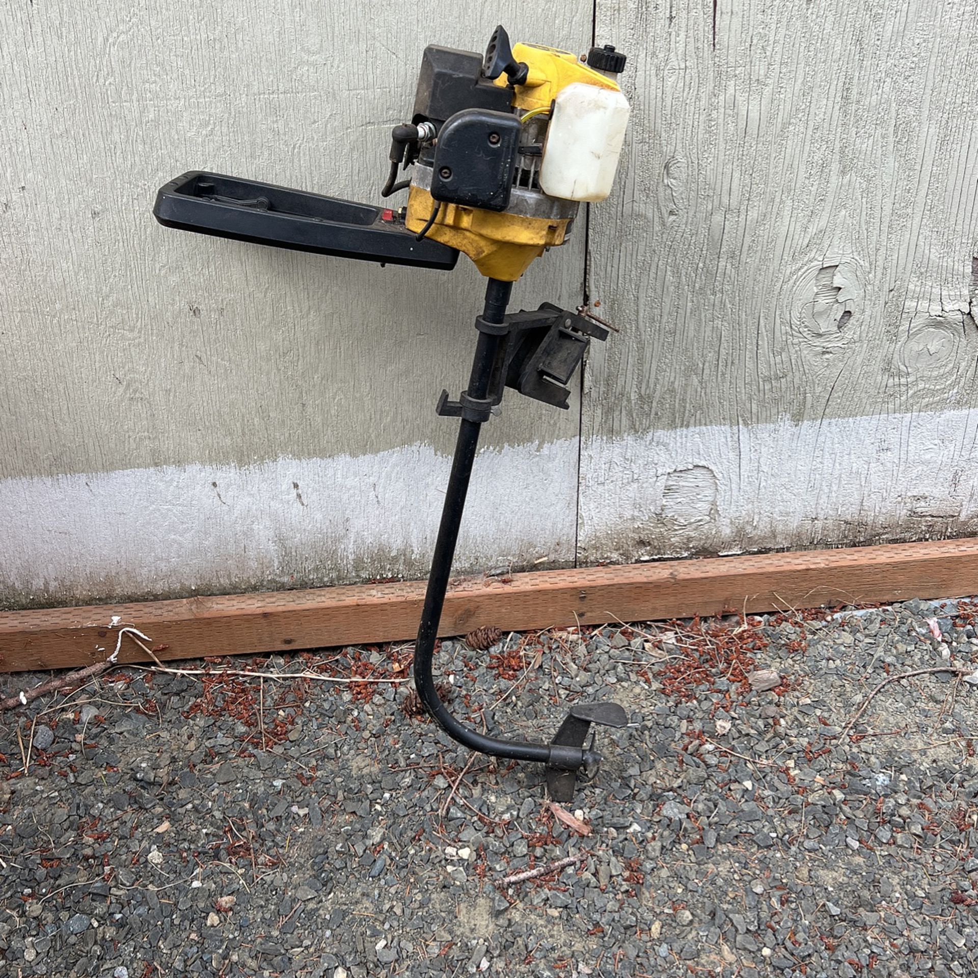 Bumble Bee Outboard Motor