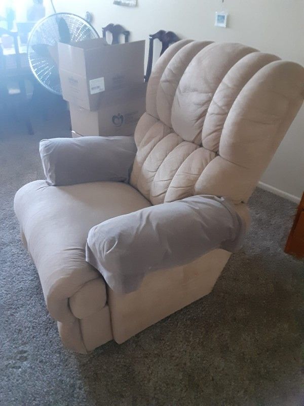 Recliner Chair