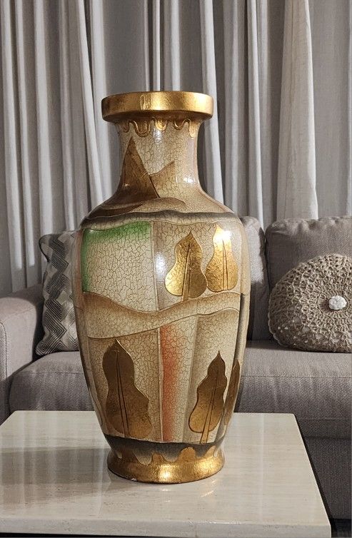 Alexander Kalifano Vase