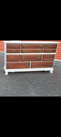✨ Vintage Solid Wood 8-Drawer  😍 Stylish, Spacious & Full of Character! ✨