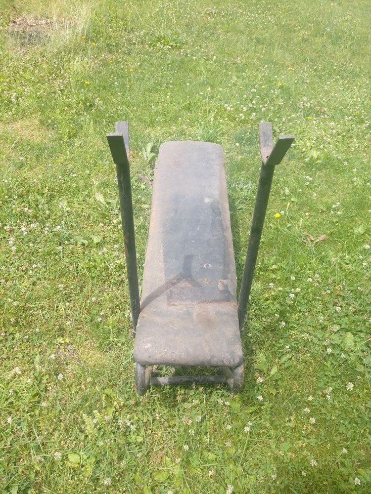 Weight bench