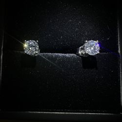 Moissanite Diamond Stud Earrings 5mm