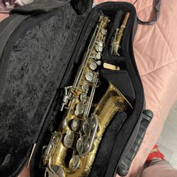 Selmer Bundy 2 Alto Saxophone  