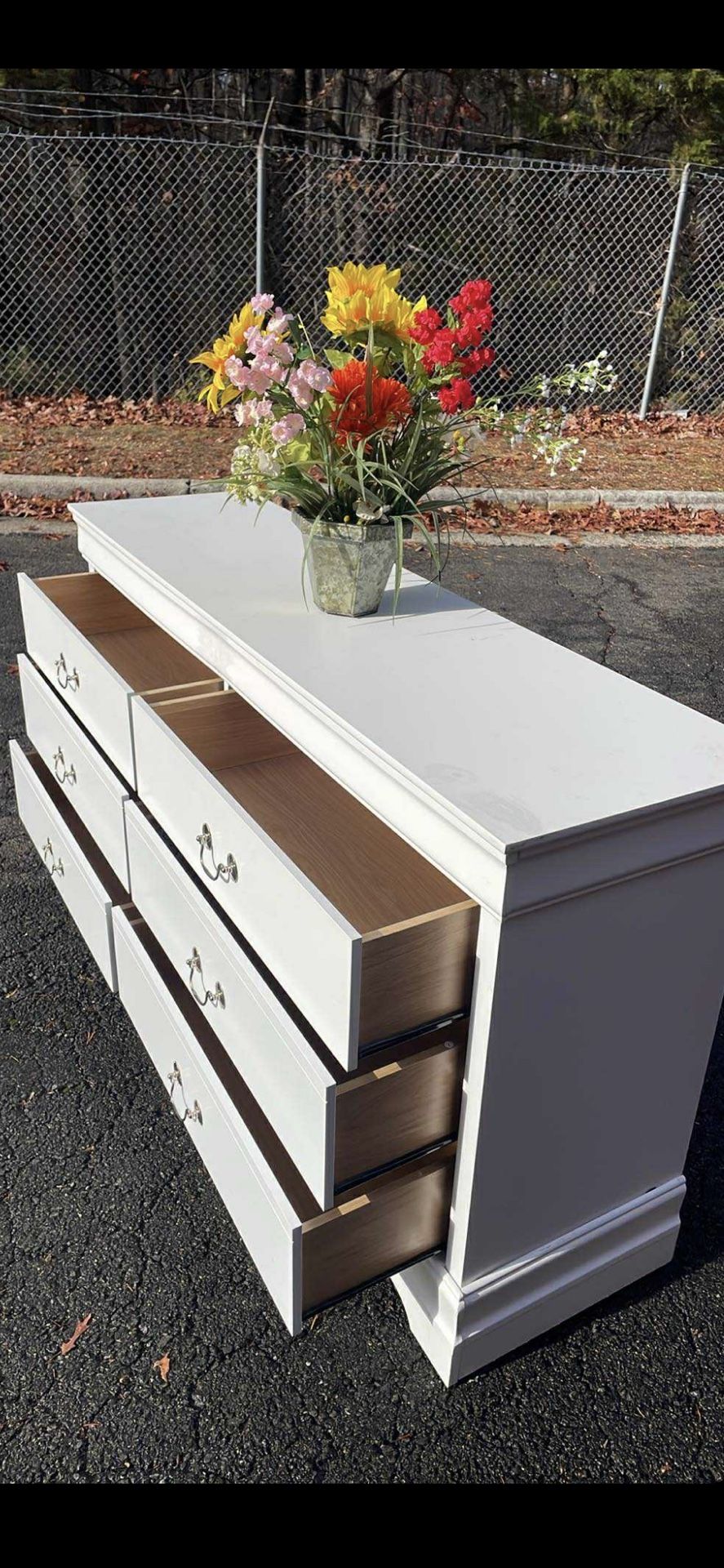 Modern White Long Dresser With Big Drawers. Drawers Sliding Smoothly. Delivery Available 