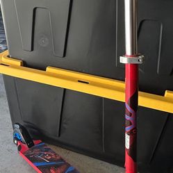 Sturdy spider Man Huffy Scooter 