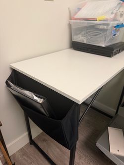 β¨π€ COMPACT WHITE DESK WITH STORAGE BAG β PERFECT FOR SMALL SPACES π€β¨