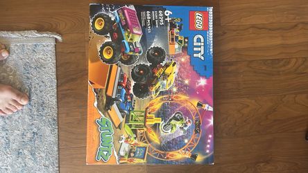LEGO City Stunt Show Arena 60295