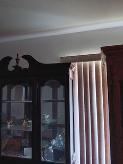 Glass/Wood display cabinet