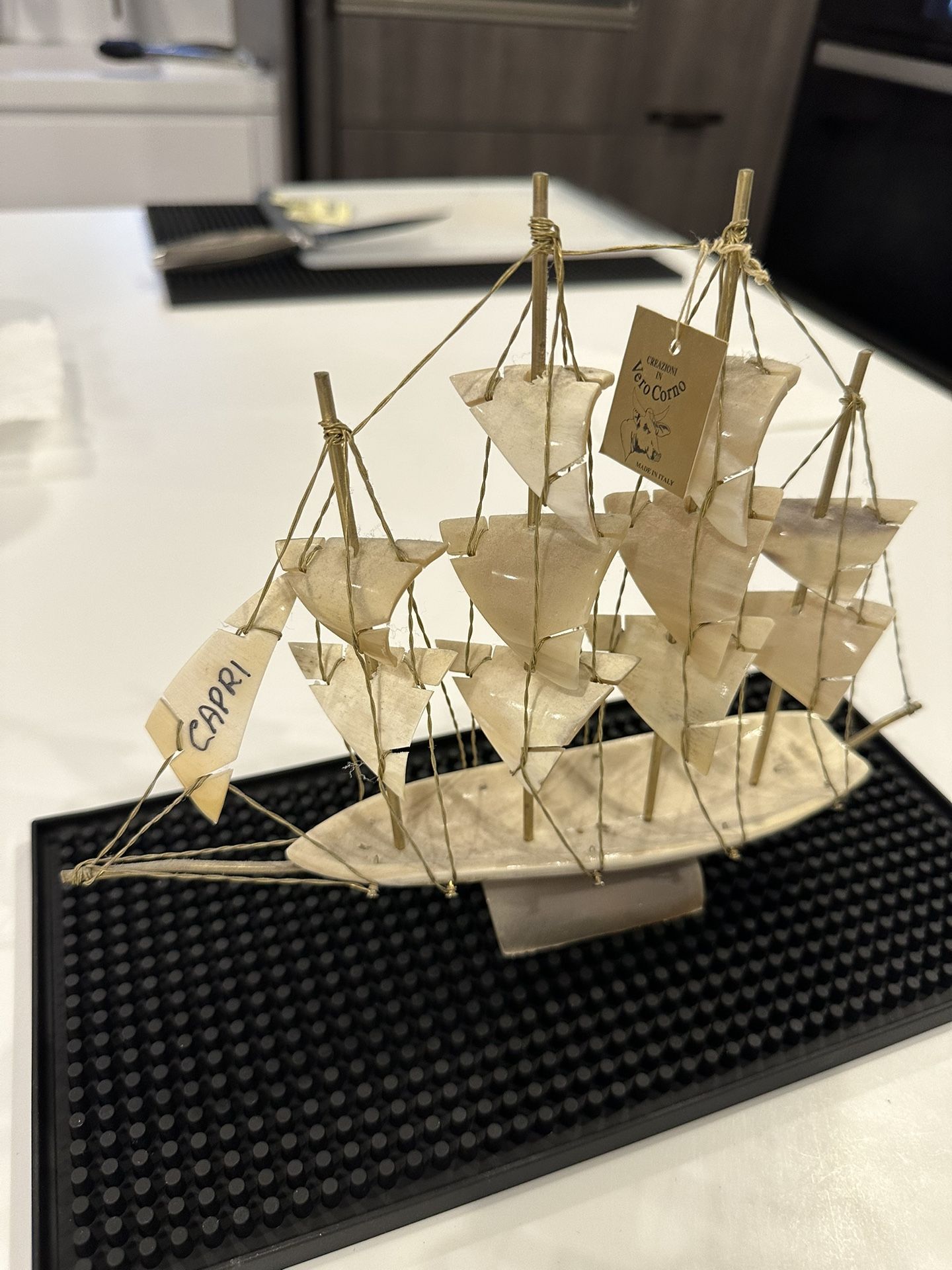 Vero Corno Italian made Sailing boat Art Capri 3D