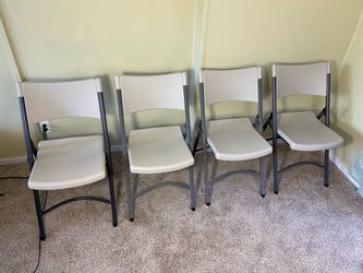 4 Heavy Duty Folding Chairs