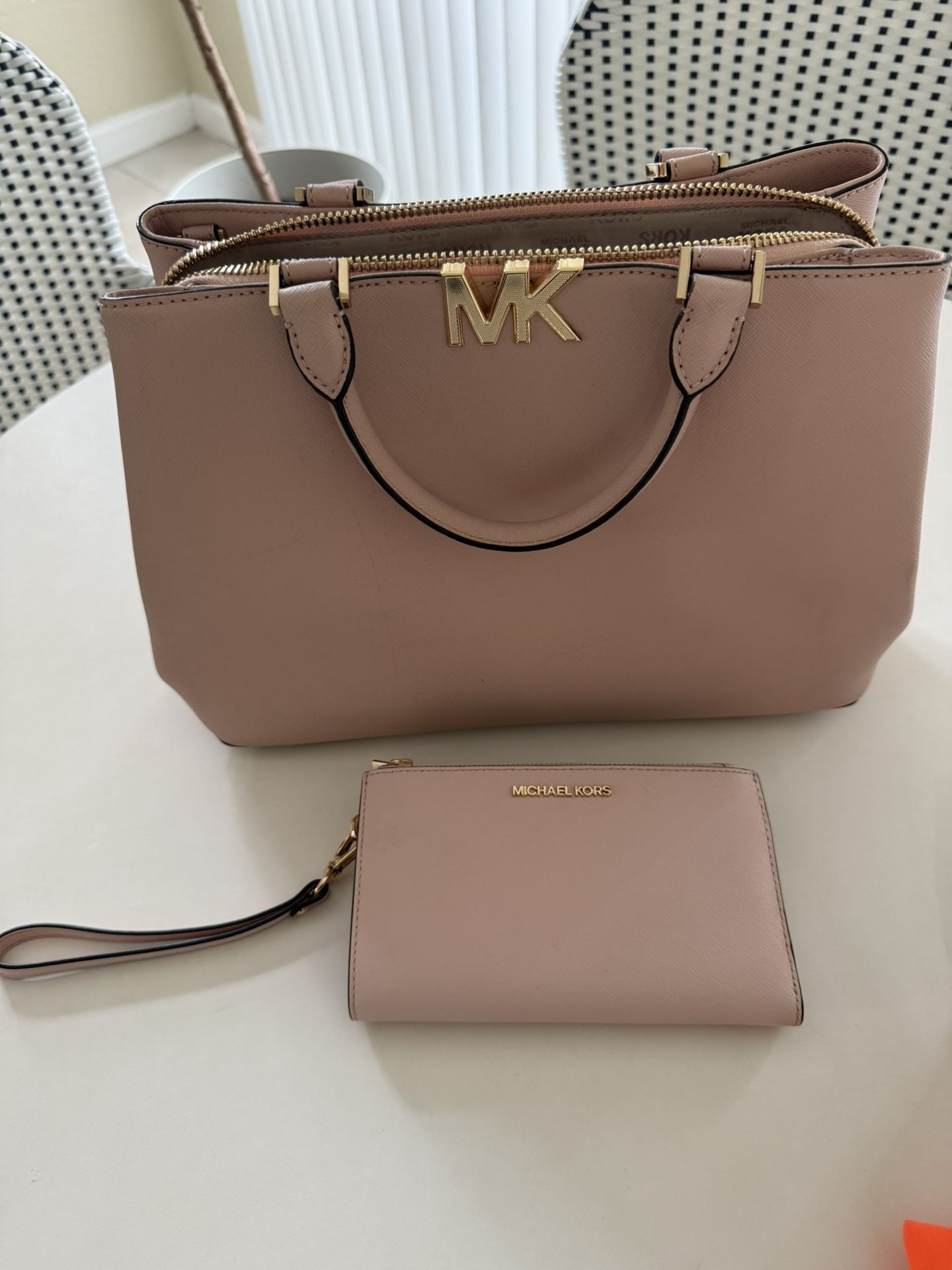 Michael Kors Bag & Wallet 