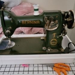 Bernina Straight stitch & Zig Zag