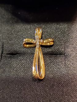 14kt Yellow Gold Diamond Rinbon Cross