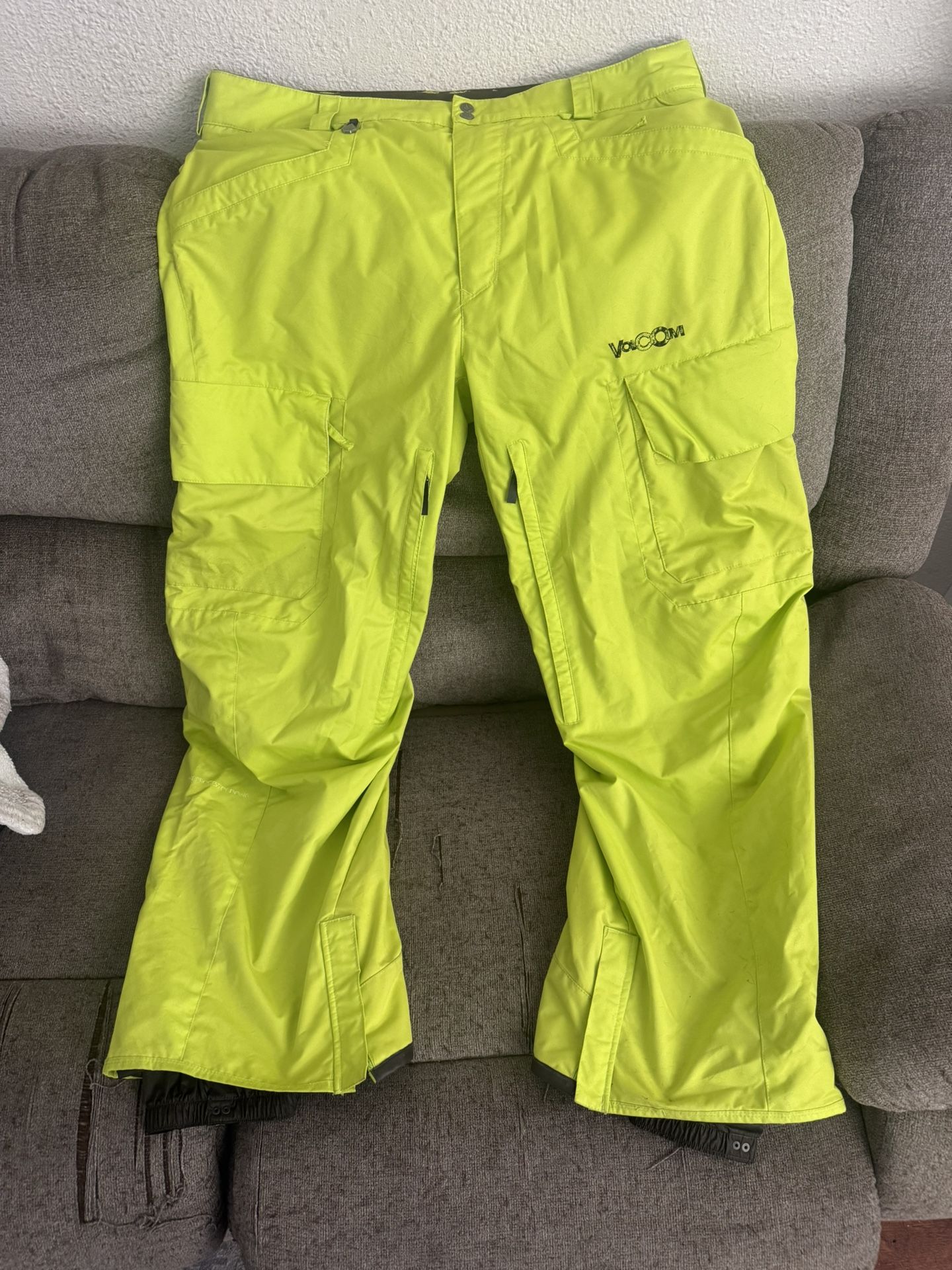 Volcom Nimbus Snowboarding Skiing Pants - Like New
