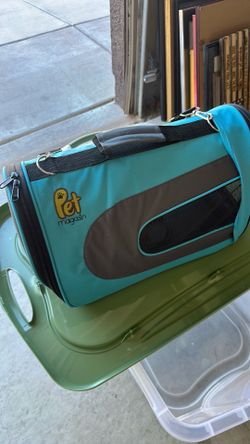 Cat carrier.