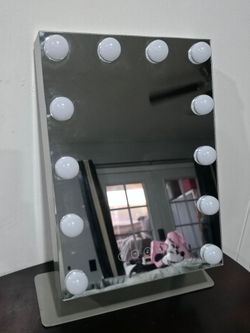 iHome Beauty Hollywood Bluetooth Vanity Mirror iCVBT15