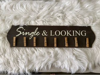 Sign with 8 Clothespins to Hang Kids Art Socks etc