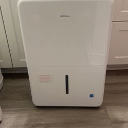 Insignia 50 Pint Dehumidifier 