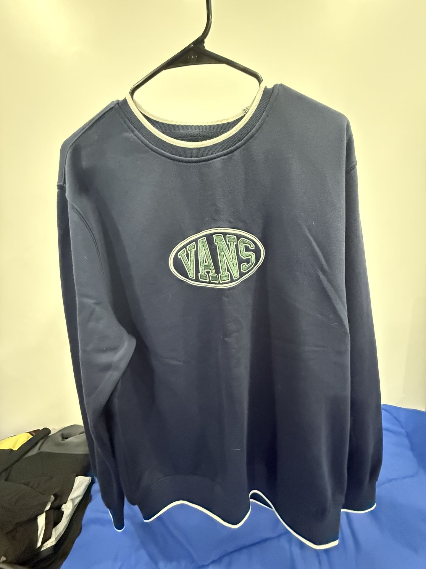 Vans sweater