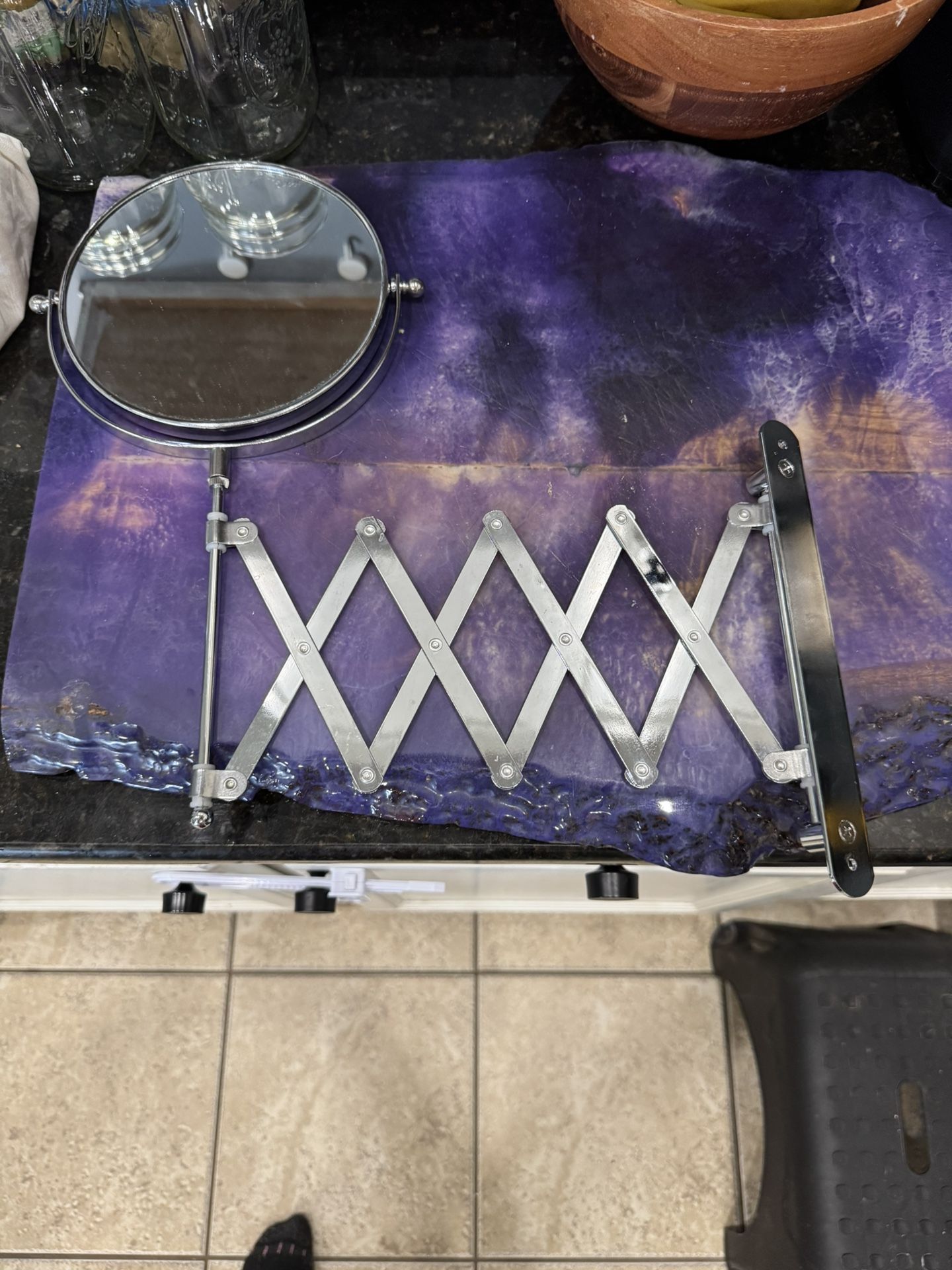 Wall-Mounted Extendable Mirror