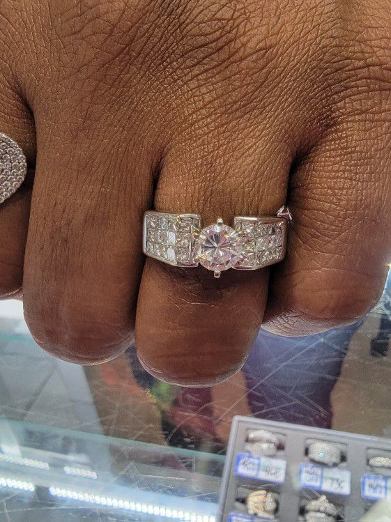 14kt White Gold, Big Diamond Engagement Ring