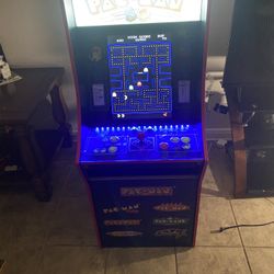 Pac-Man machine mini