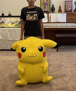 Giant pikachu